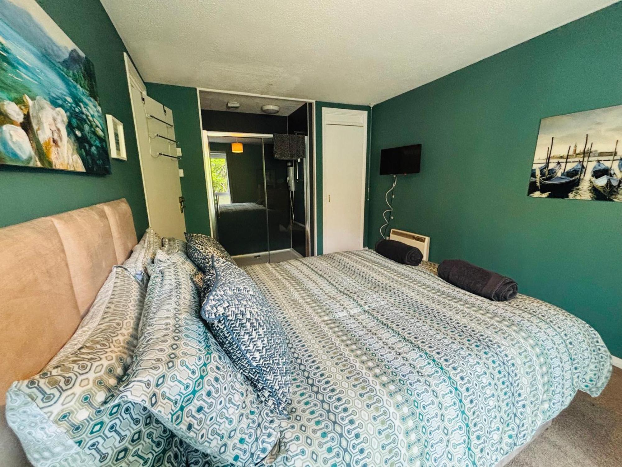 The Number Eleven Apartment Kilmuir  エクステリア 写真