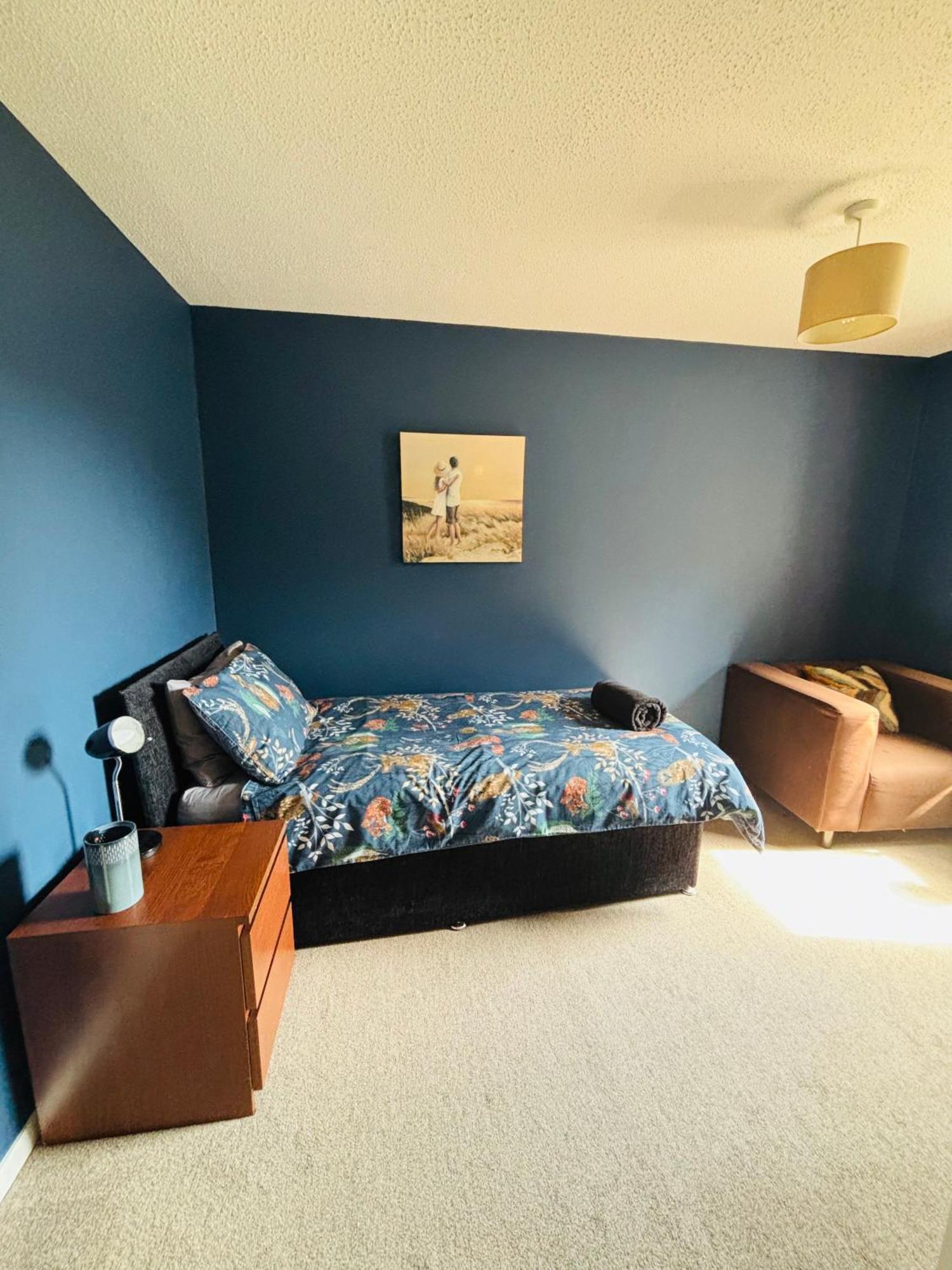 The Number Eleven Apartment Kilmuir  エクステリア 写真